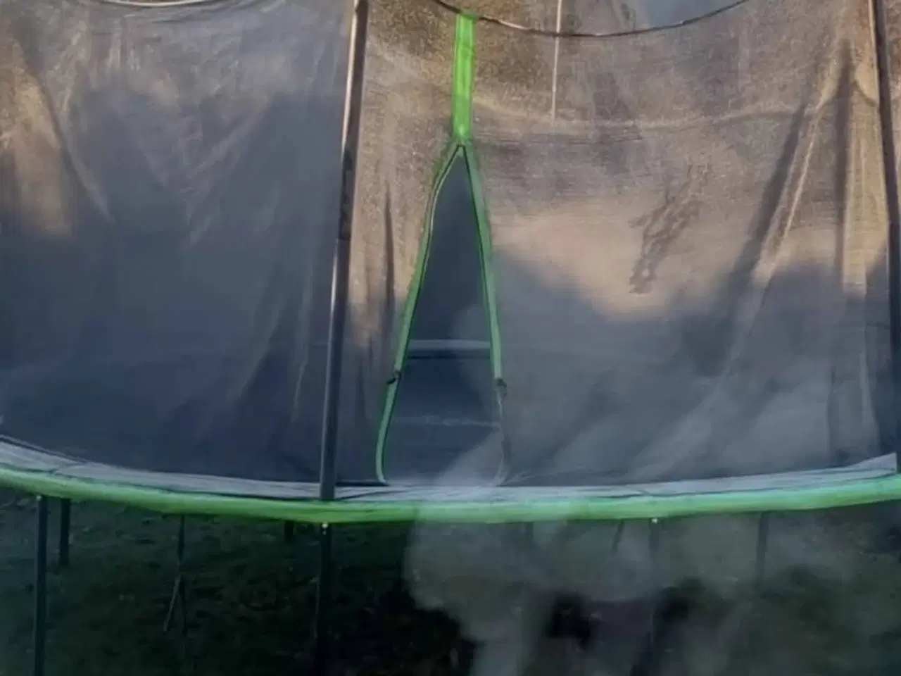 Billede 2 - STOR TRAMPOLIN 385