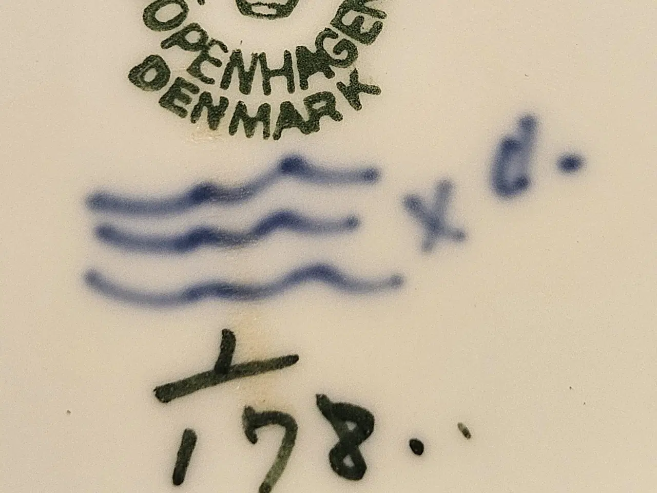 Billede 10 - ROYAL COPENHAGEN MUSSEL, FROKOST TALLERKENER 1/178