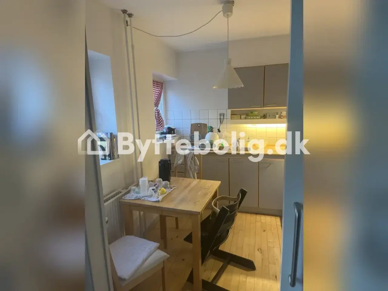 Billede 1 - Nørrebro: 2-værelses lejlighed, 72 m², 8000 kr.