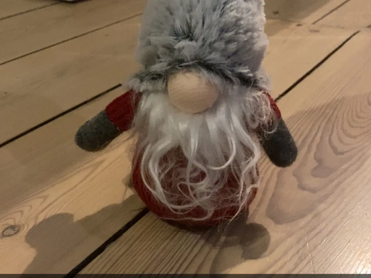 Billede 2 - Julepynt, nisse, julelys