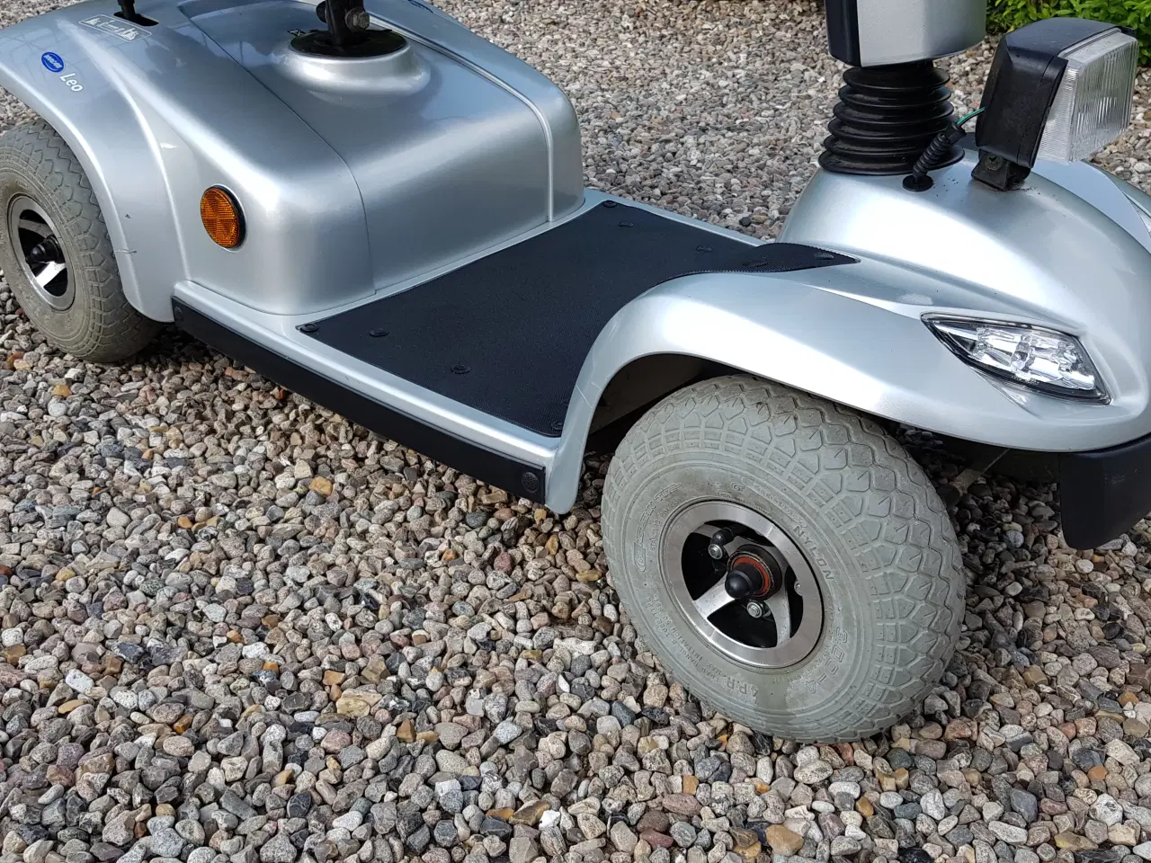 Billede 14 - 4 hjulet el-scooter med nye batterier