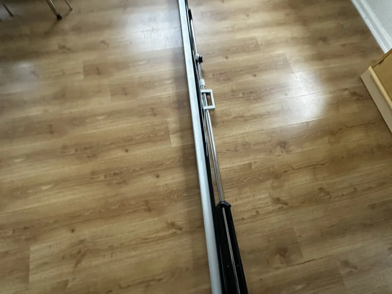 Billede 3 - Transportabelt projektorlærred