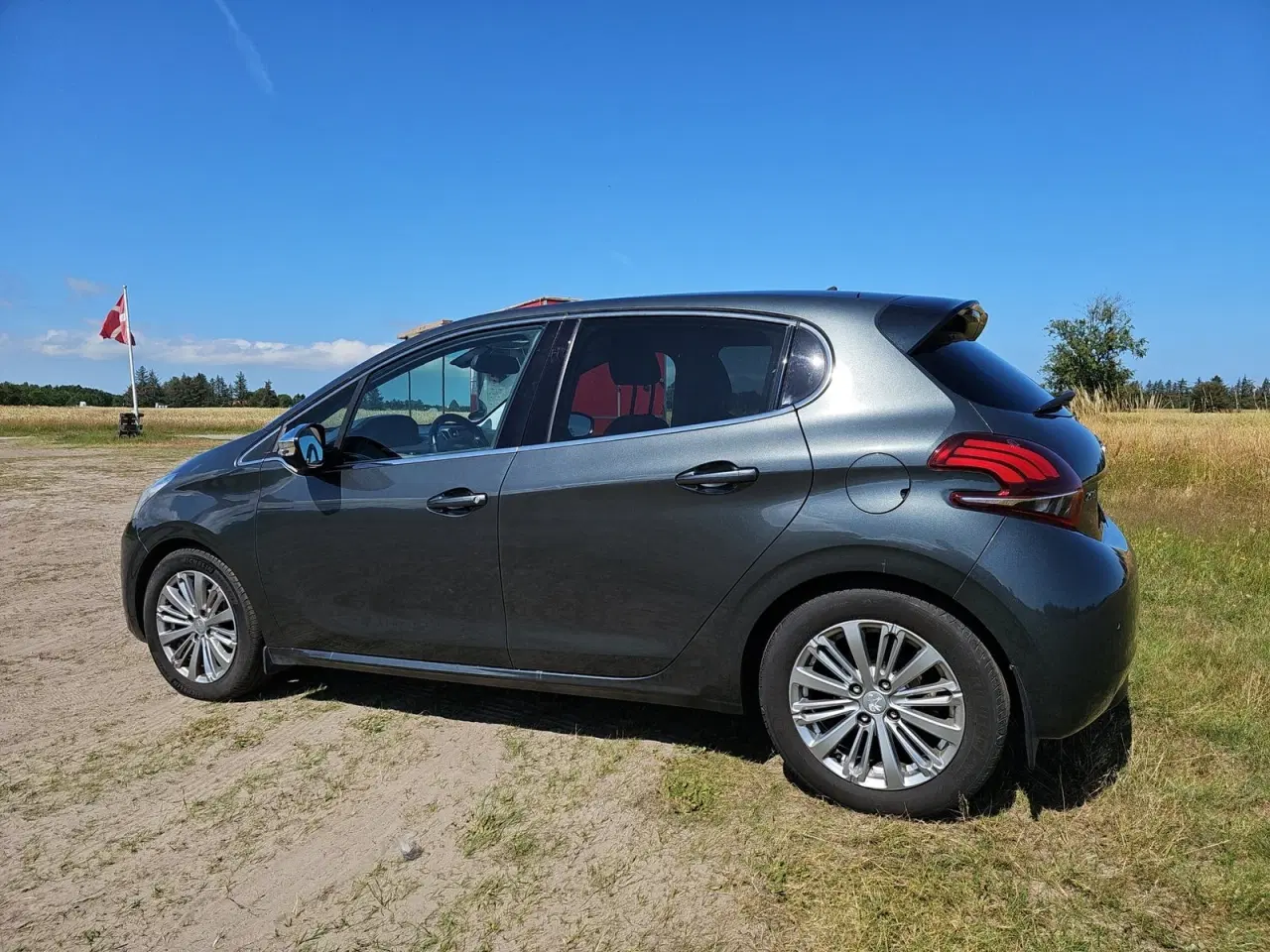 Billede 7 - Peugeot 208 1,6 BlueHDi 100 Strike