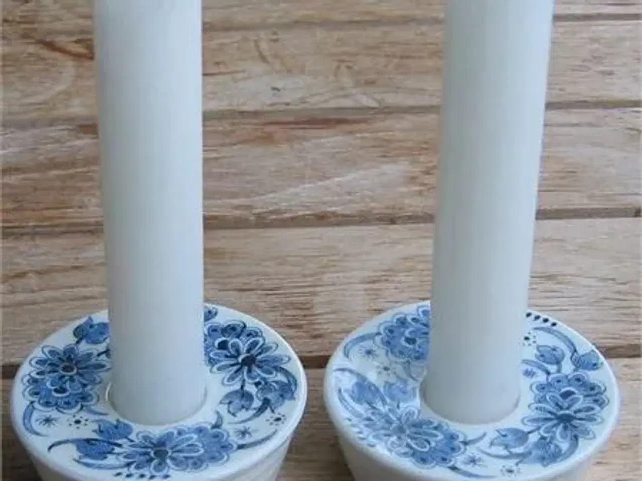 Billede 3 - PLA Søde små porcelæn lysestager med blå blomster