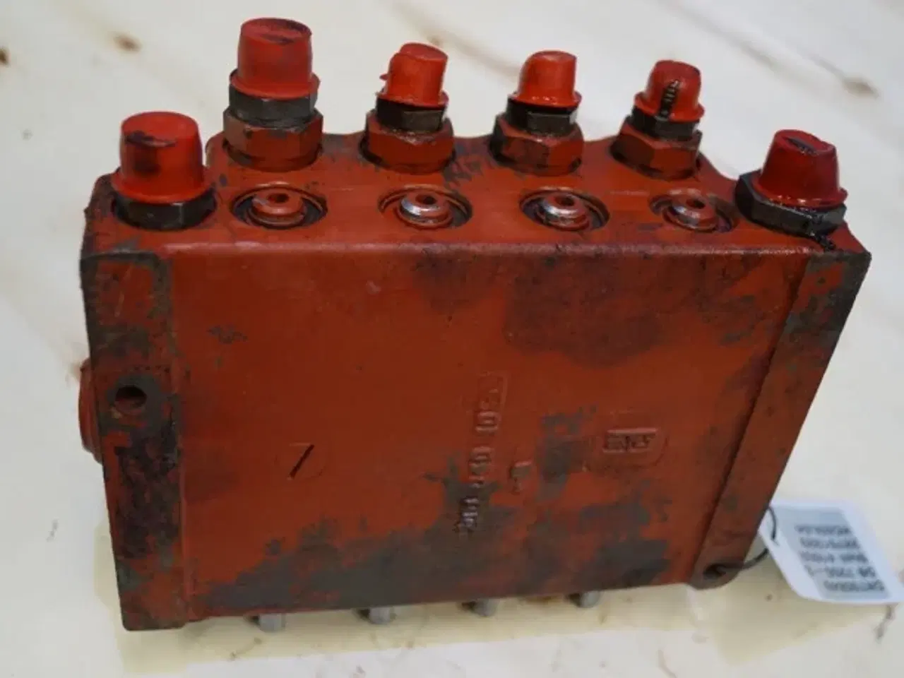 Billede 17 - Dronningborg D7200 Hydraulikventil 28751329