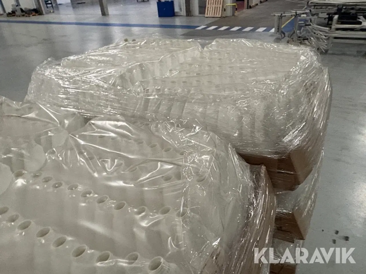 Billede 6 - Plastikflasker Enballator Mellerud AB 48E0050-281-968L - 2 paller af 960