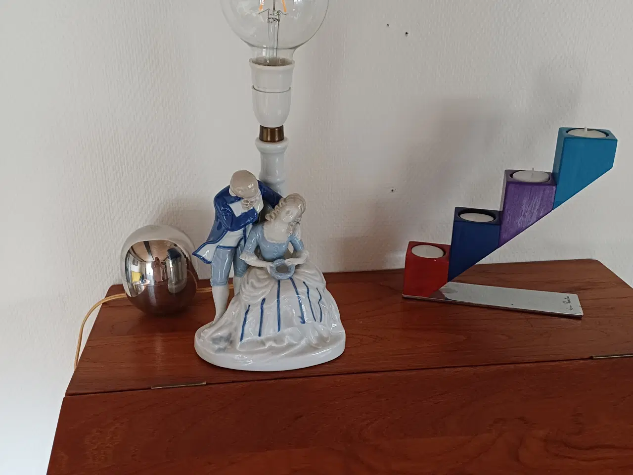 Billede 3 - Porcelæn bordlampe 