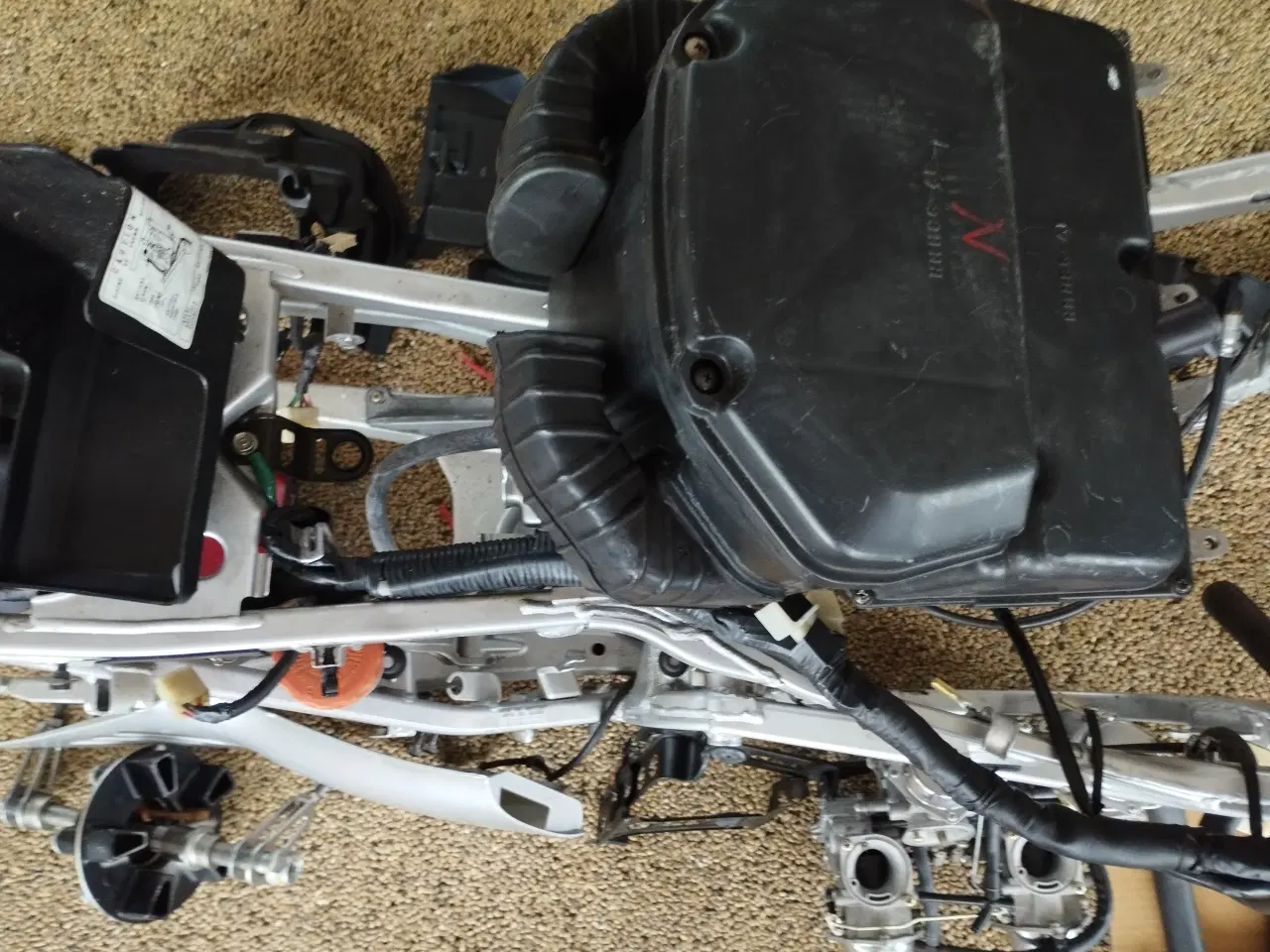 Billede 12 - Honda årgang 1988, VF 1000F ( se under kommmentar)