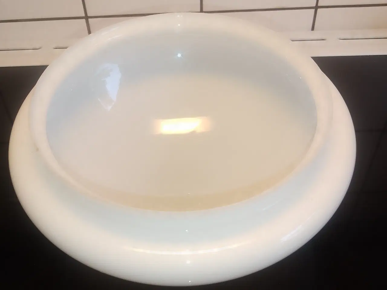 Billede 4 - Plafond lampe med fatning og glasskærm