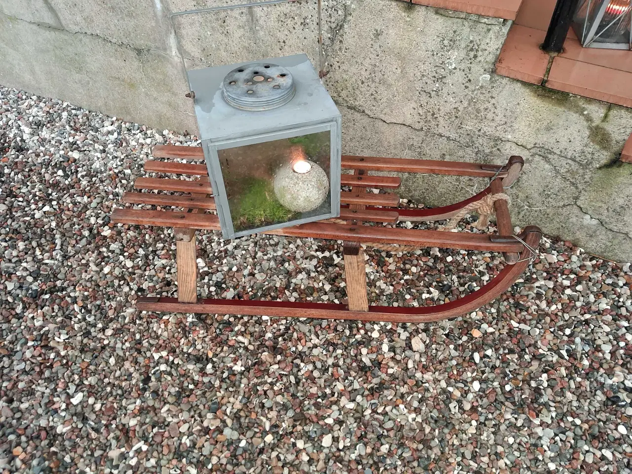 Billede 3 - Kertevej 6 5560 kan købes juletræ