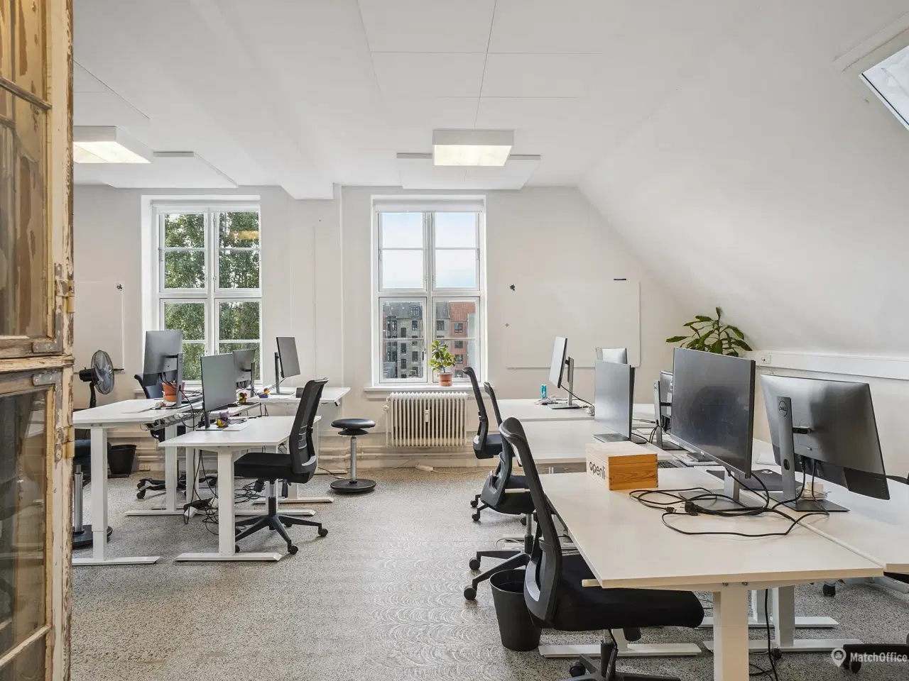 Billede 5 - Lyst og funktionelt kontor