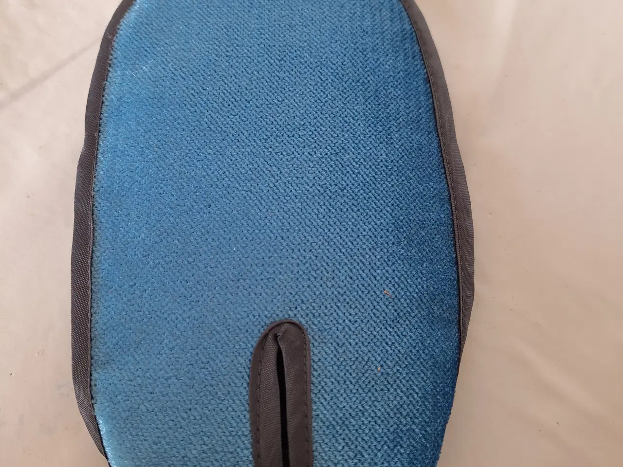 Billede 2 - Massagehandske/Pelseplejehandske