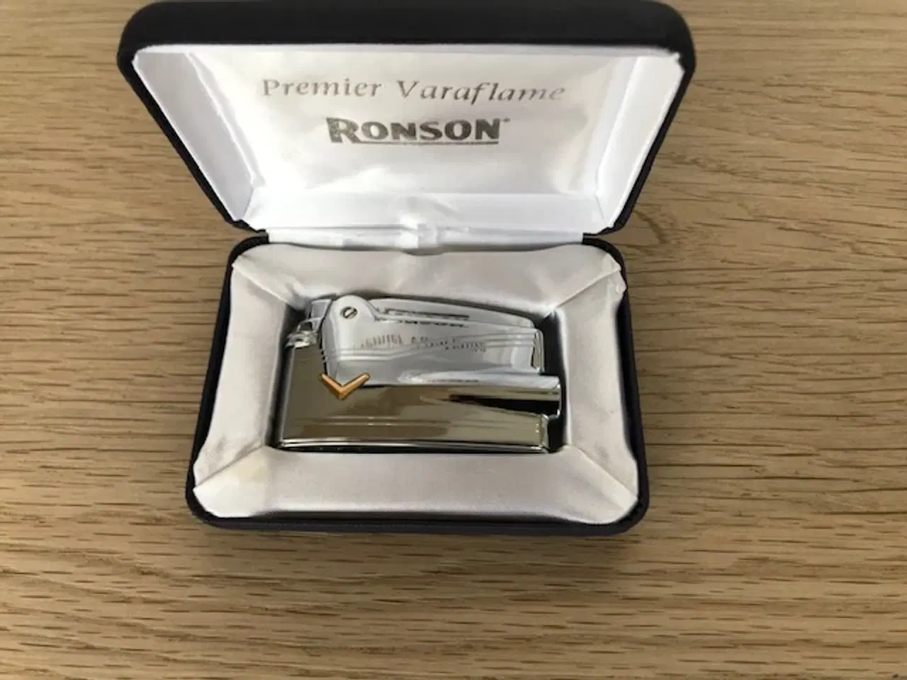 Billede 1 - Ronson Lighter