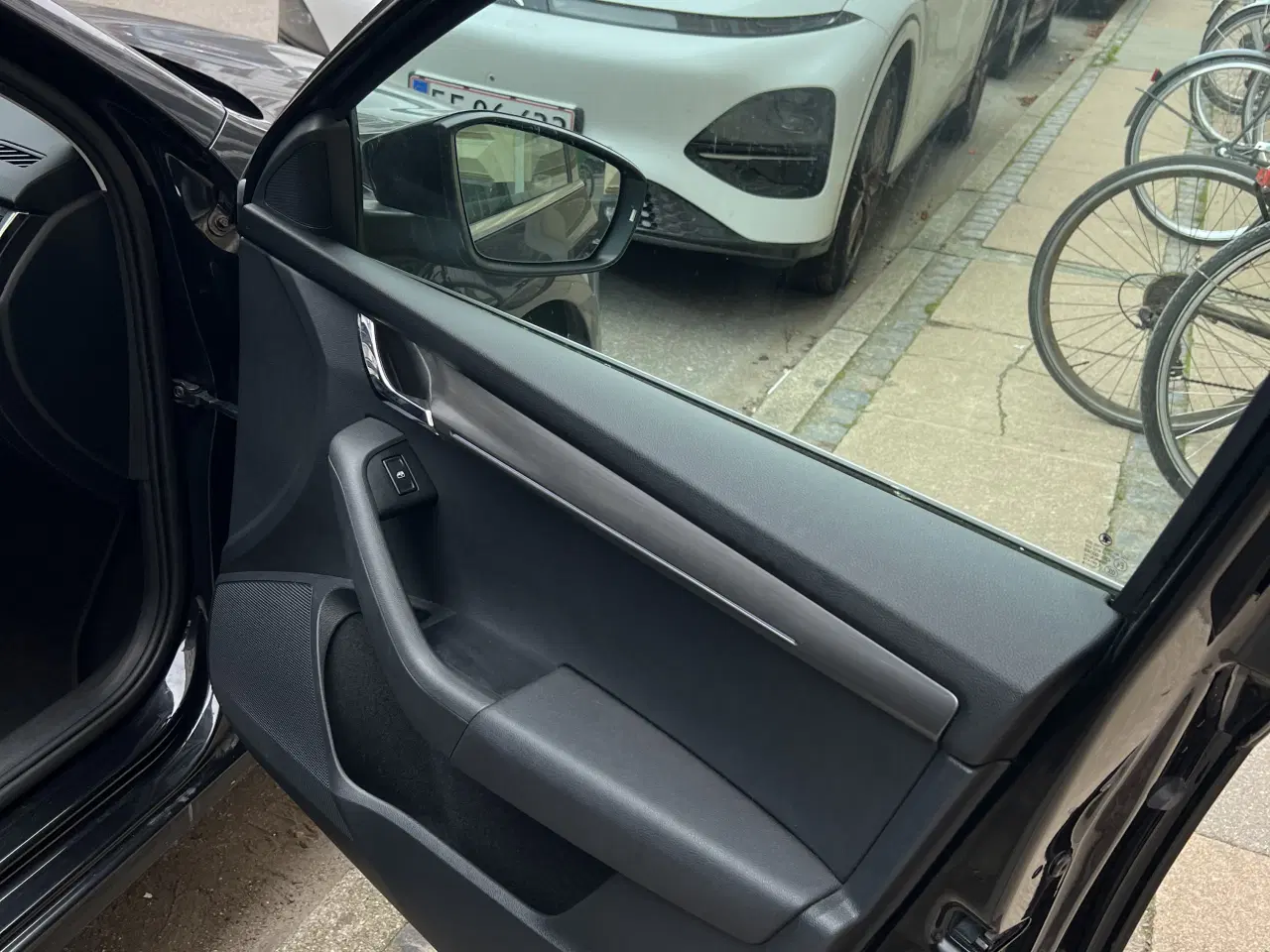 Billede 5 - Velholdt Octavia med lav kilometerstand 