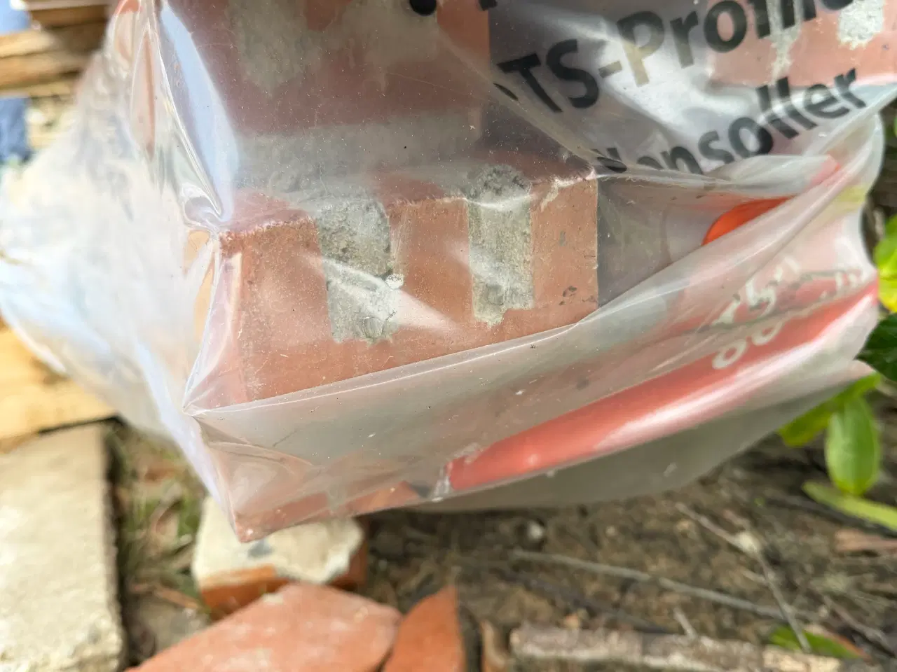 Billede 3 - Jern overlægger med mursten