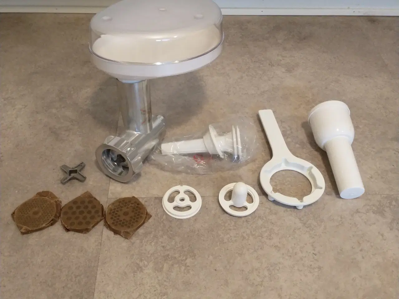 Billede 2 - Kenwood røremaskine med tilbehør og værktøjer