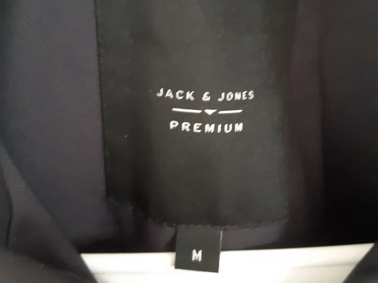 Billede 3 - Jack & Jones jakke brugt en gang . nypris 799 kr 