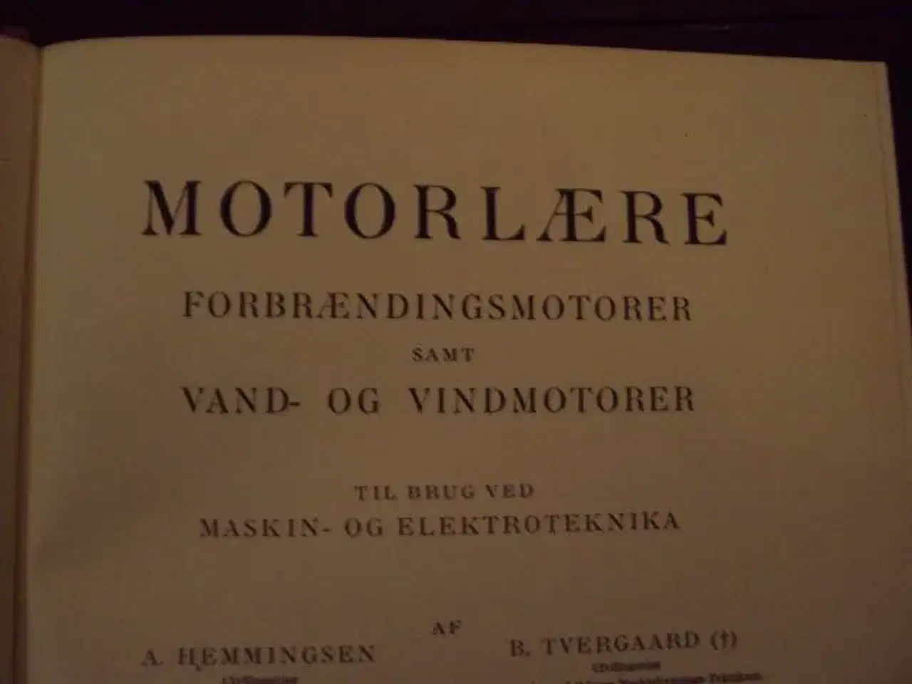 Billede 1 - Motorlærebog fra 1958