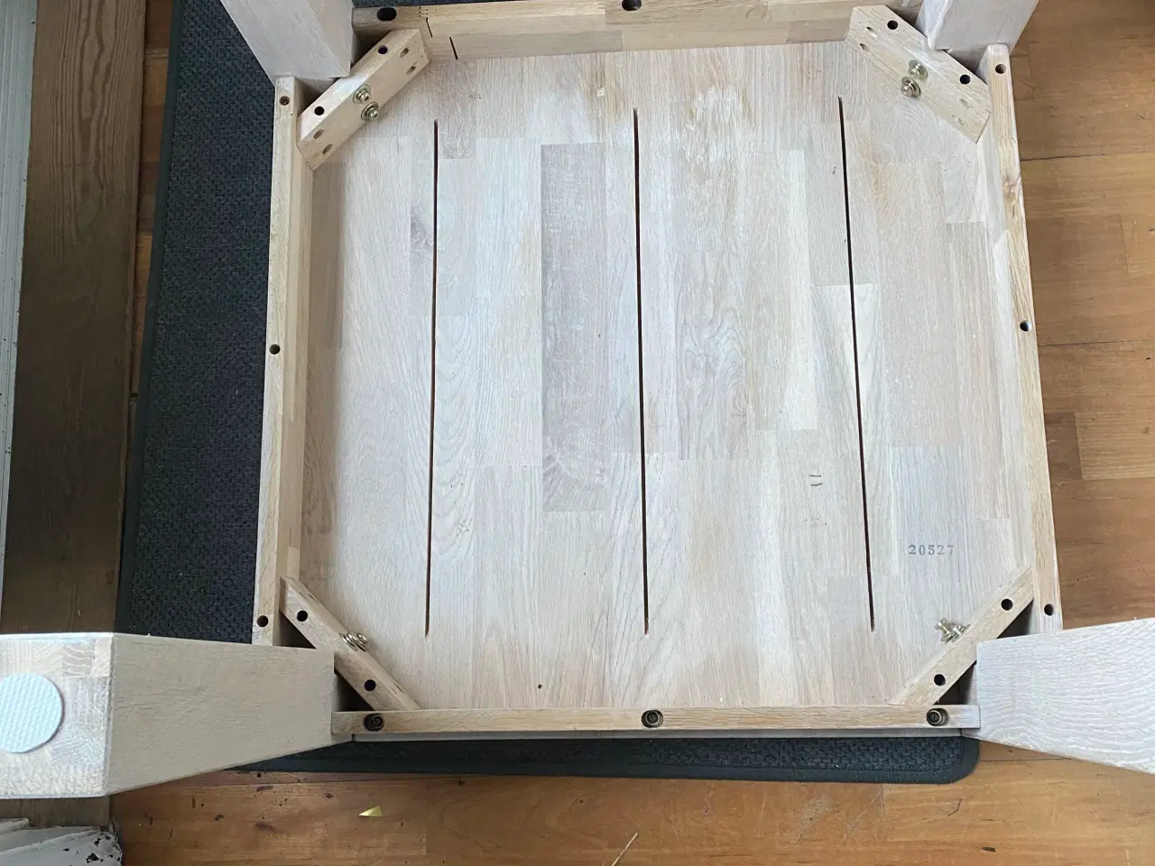 Billede 4 - Sofabord i massiv træ