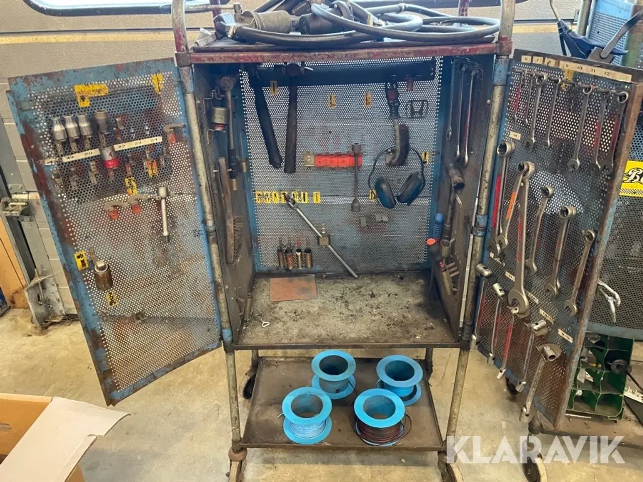 Billede 9 - Værktøjsskabe 2 styk med indhold