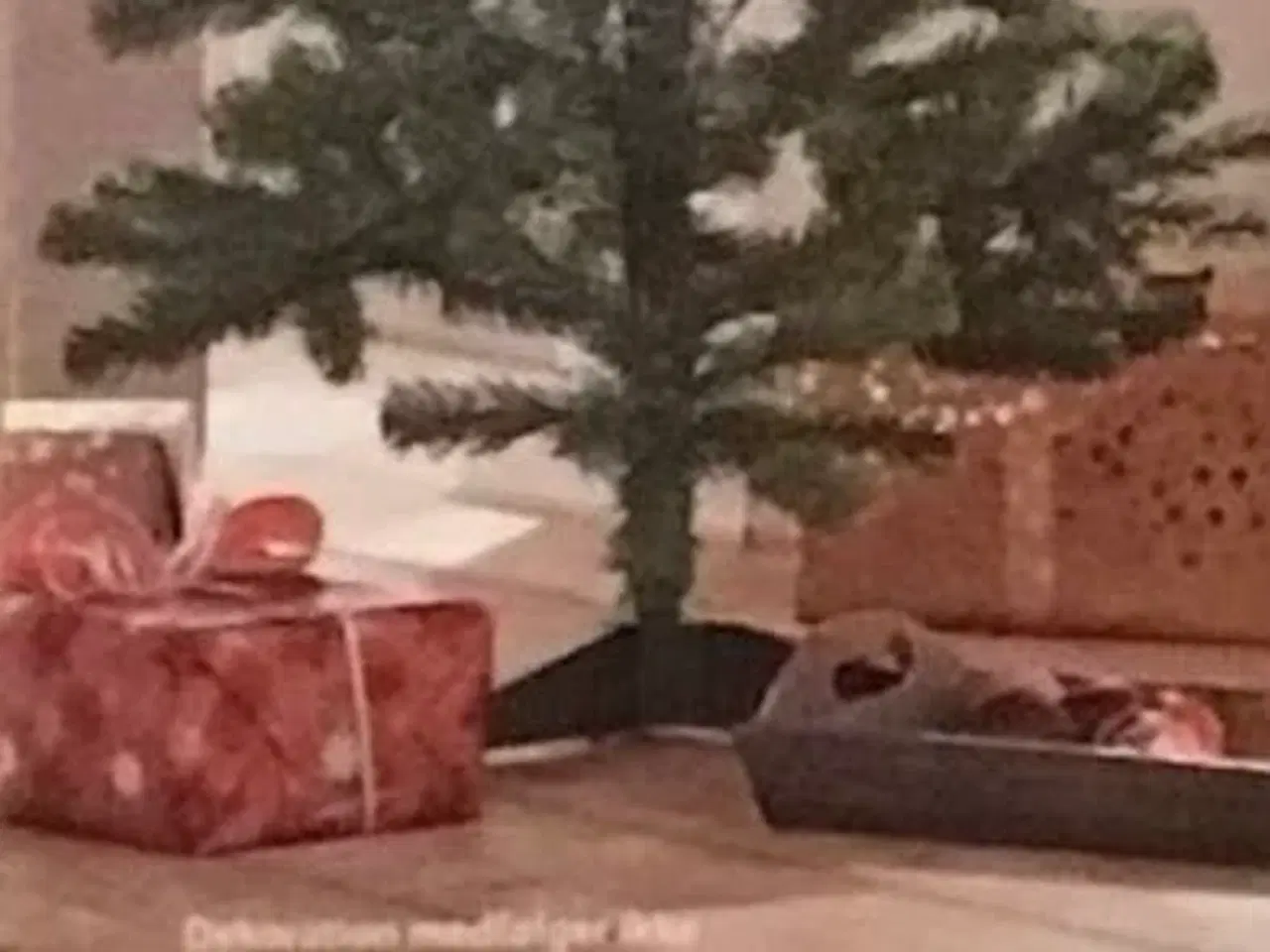 Billede 2 - 🎄 Kunstigt juletræ 120 cm – som nyt!