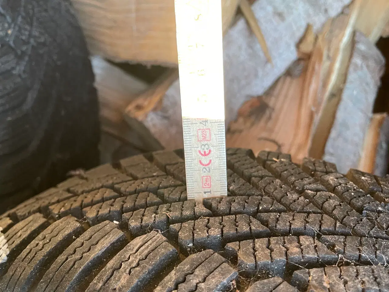 Billede 3 - Fælge m/ vinter dæk fælge ikke pæne dæk kørt 500 k