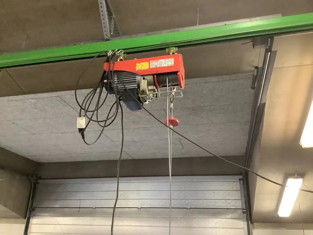 Billede 1 - Lille værkstedskran 1 tons med løbekat 