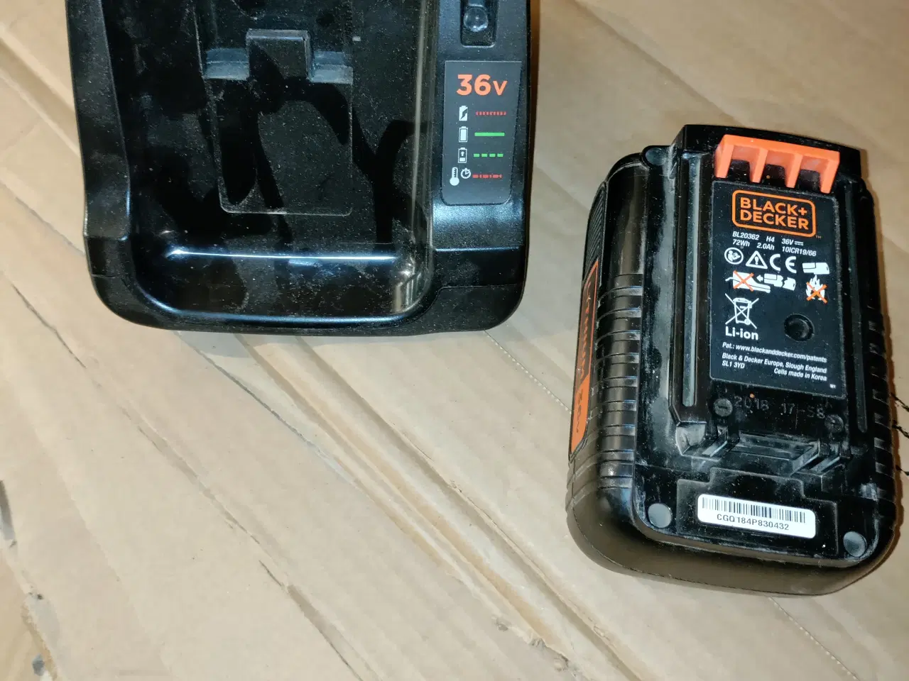 Billede 5 - Black + Decker løvblæser/suger m.lader og