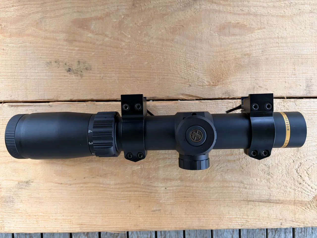 Billede 1 - Leupold vx Freedom 1,5-4x20 Firedot MOA Ring