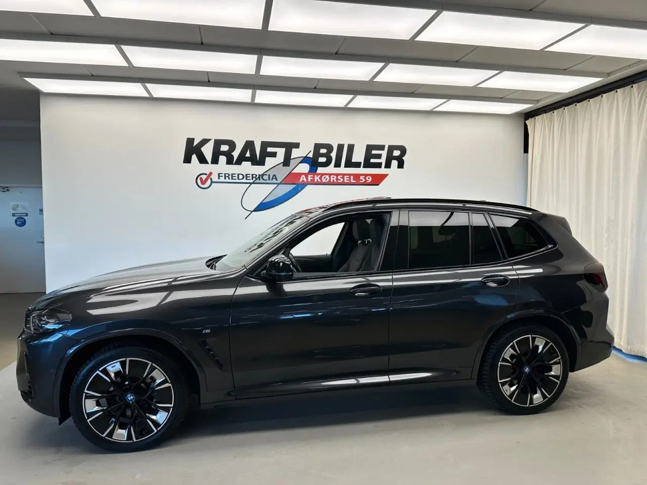 Billede 2 - BMW iX3  Charged Plus M-Sport