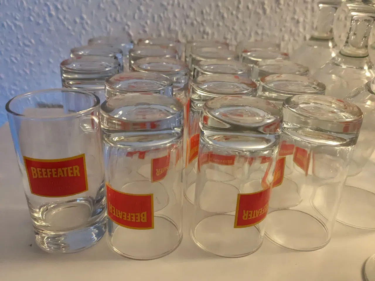 Billede 1 - Beefeater shotglas 19 stk.  