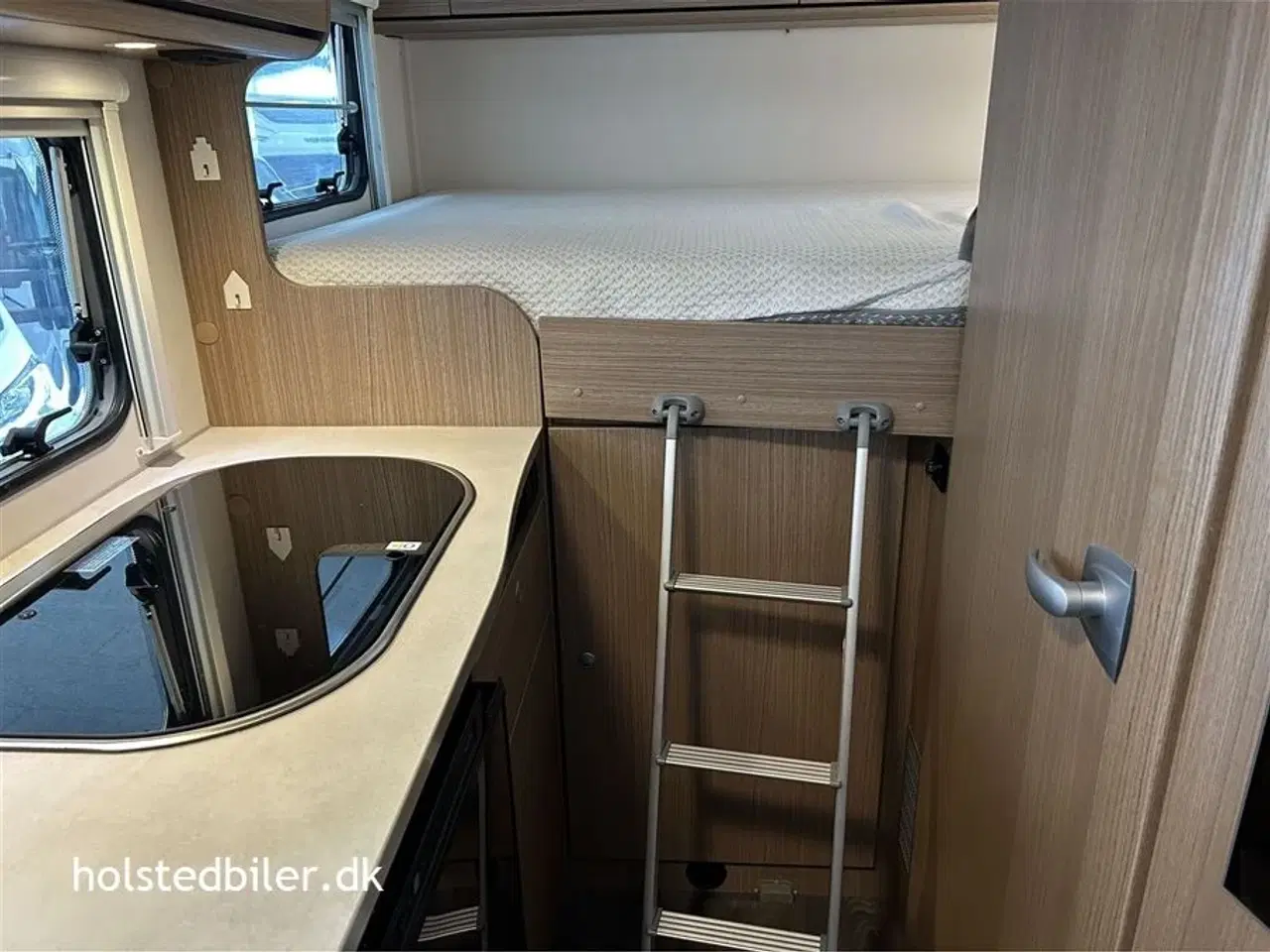 Billede 15 - 2019 - Carado V132   Kun 594 cm og lav egenvægt