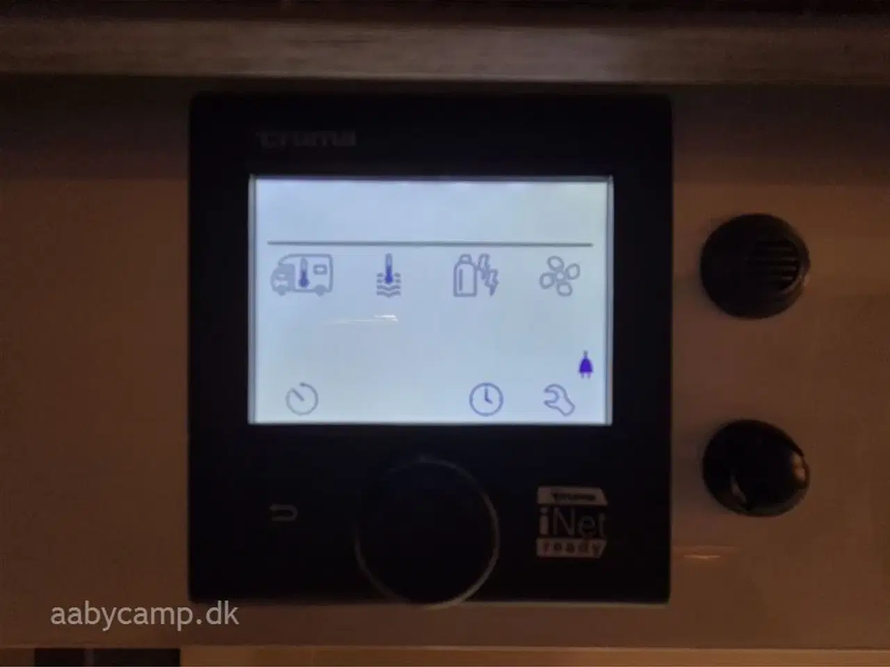 Billede 21 - 2022 - Laika Ecovip 3019 Automatgear. Solceller. 200Ah lithium batteri. 2000W inverter. A/C. udvendigt gas og bruseudtag. Markise. Plisse i front og side ruder. Anntex topmadras undervognsbehandlet. kan vejes op til 3650 Kg.