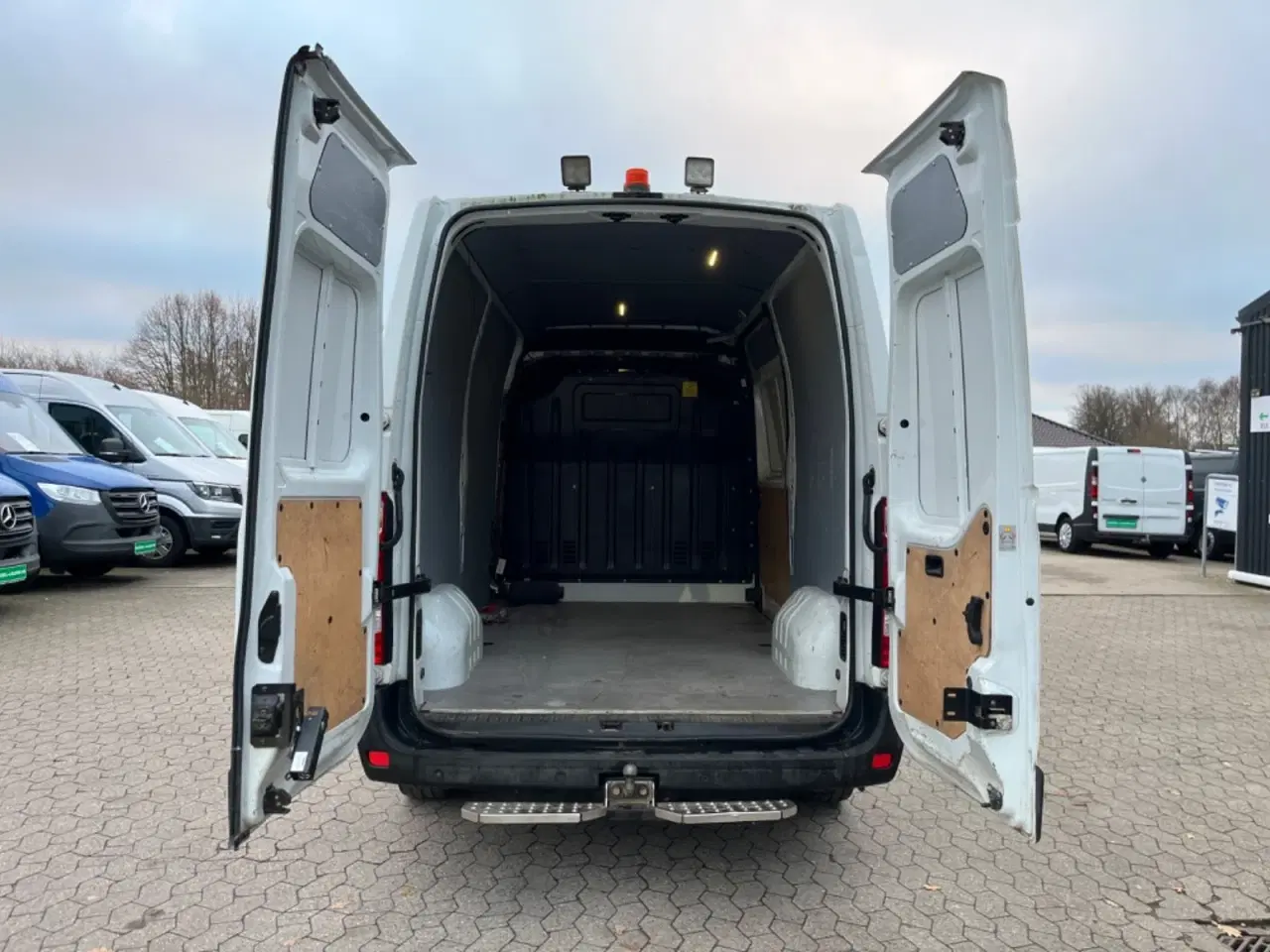 Billede 9 - Renault Master III T33 2,3 dCi 135 L2H2 Kassevogn