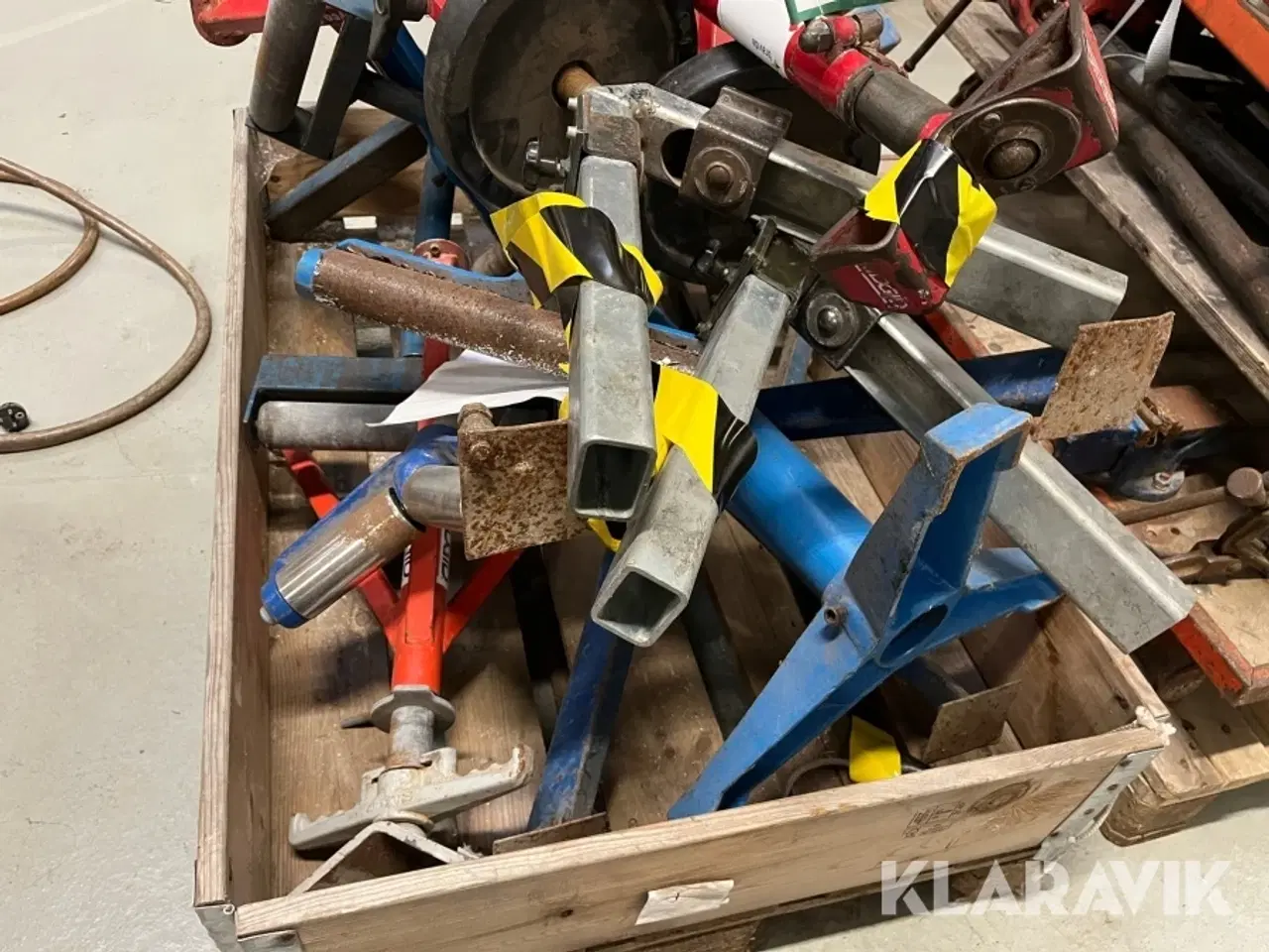 Billede 5 - Arbejdsborde og bukke/ruller