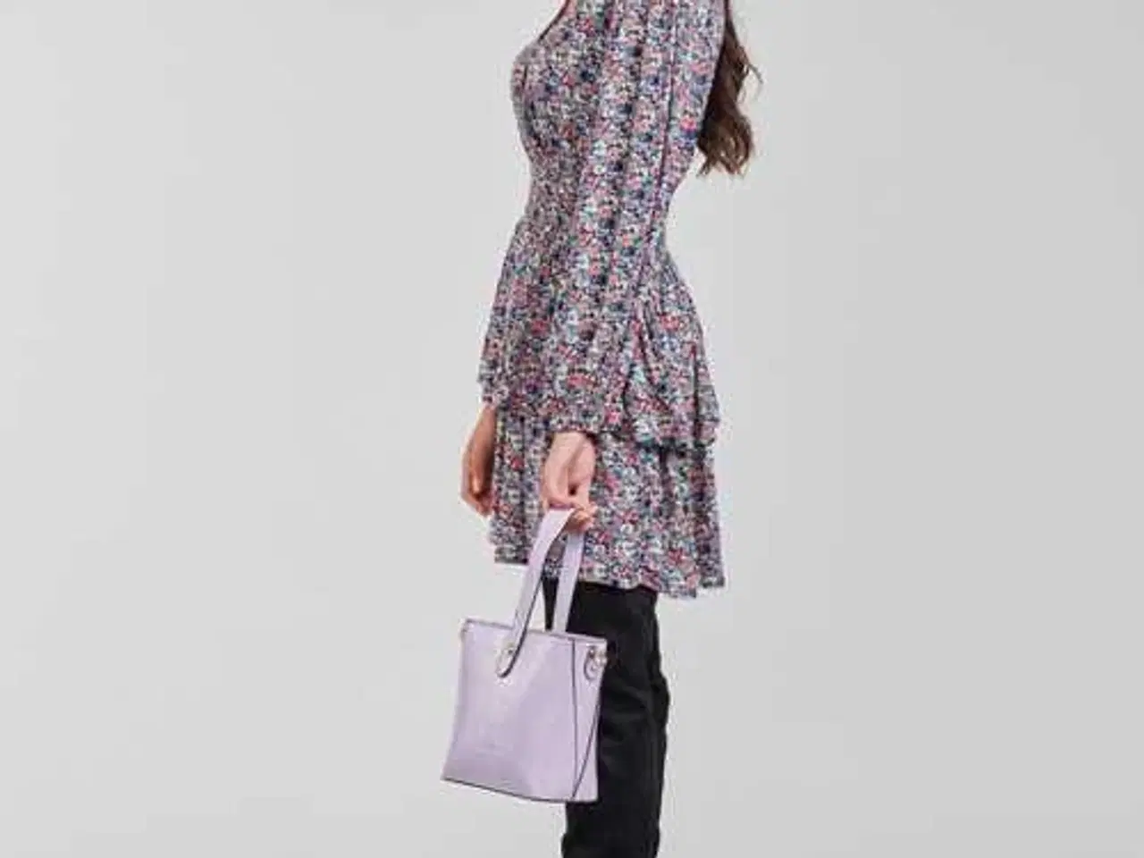 Billede 5 - SUPER SØD BLOMSTRET KJOLE 