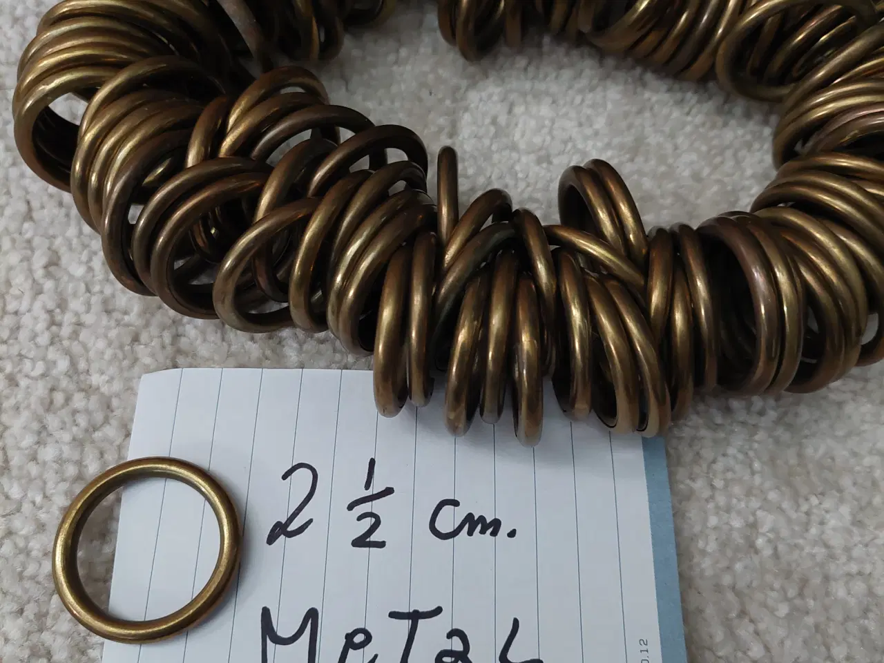 Billede 4 - gardinringe i messing farve,forskellige str. og d