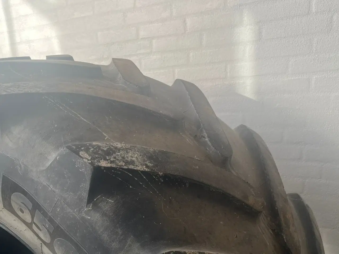 Billede 4 - Michelin 650/65 R38