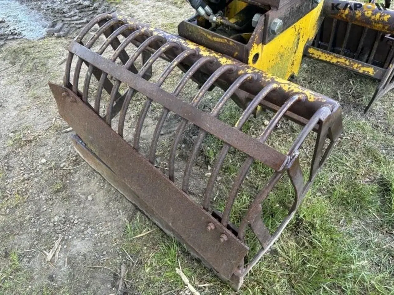 Billede 9 - - - - Sortergrab med Hydremaskifte