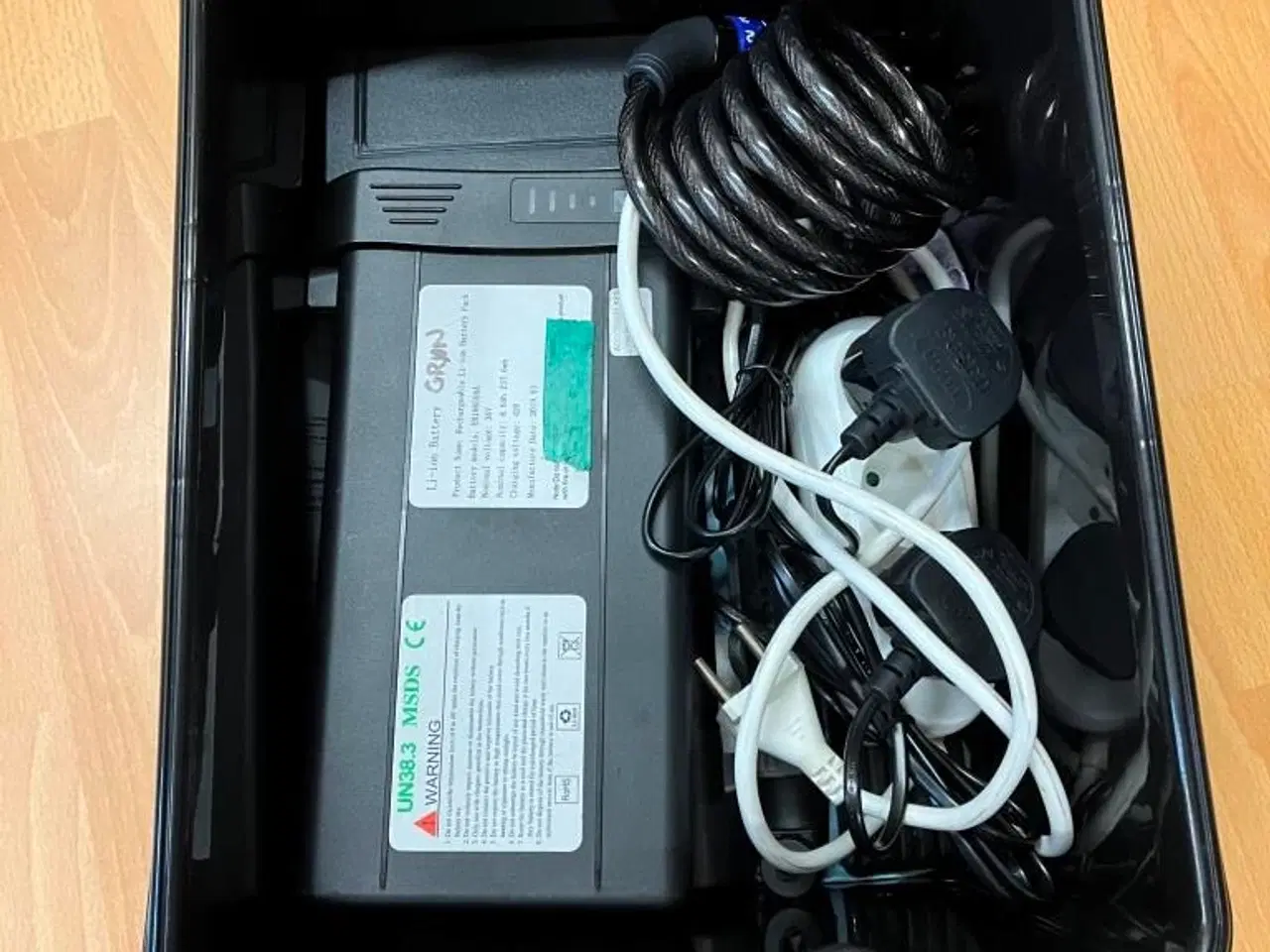 Billede 3 - 2 super gode og praktiske el foldecykler.