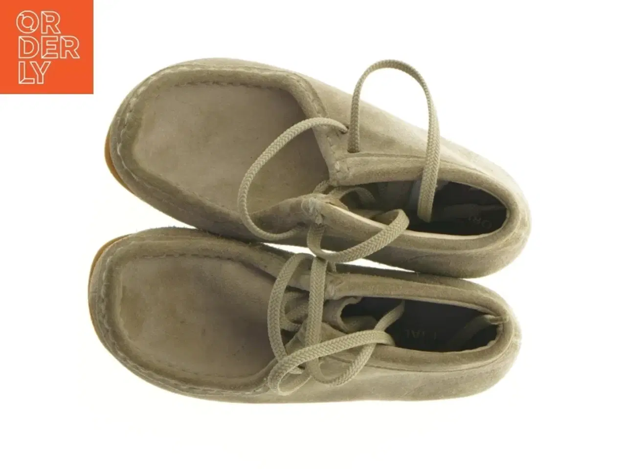 Billede 4 - Brugte beige dame loafers fra Clarks Originals (str. 29)