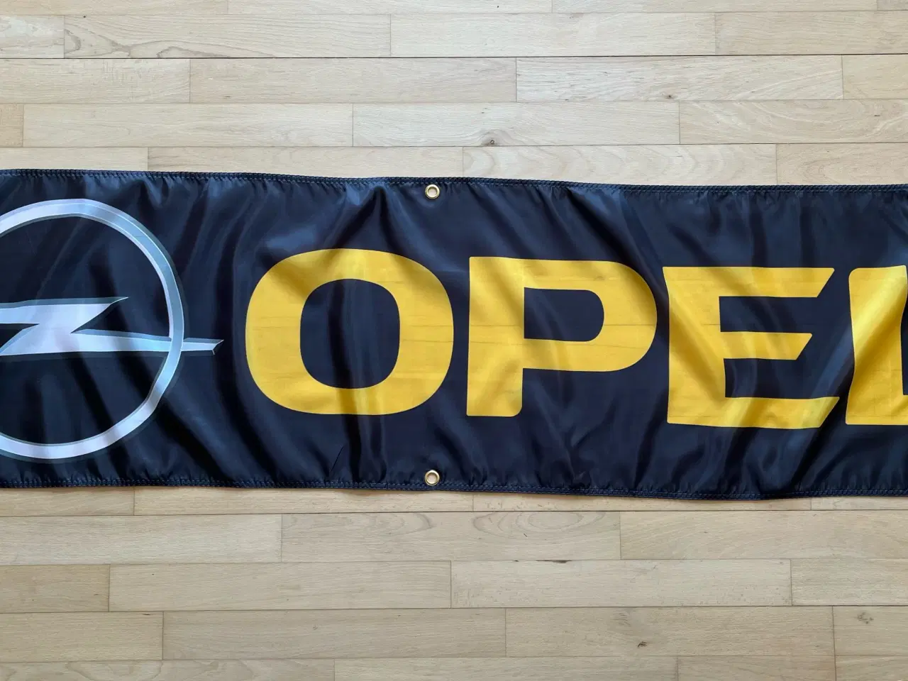 Billede 1 - Flag til Opel 
