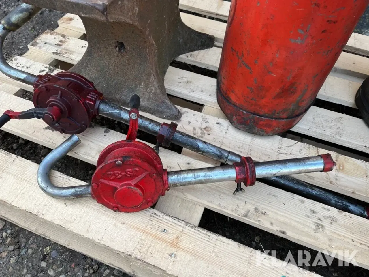 Billede 9 - Oliekande oliepumpe håndpumper og Ambus samlet lot