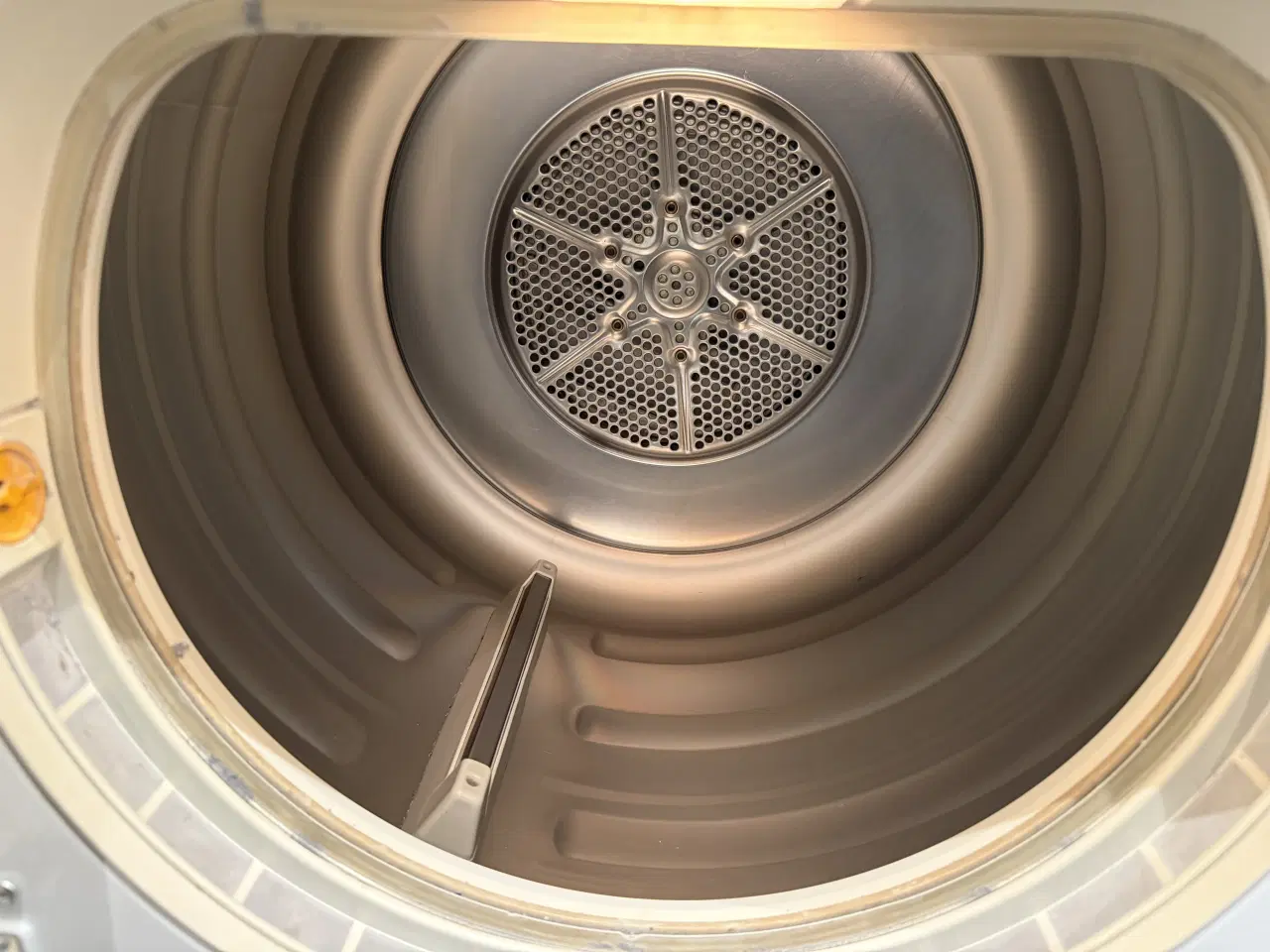 Billede 3 - MIELE Tørretumbler (og evt. vaskemaskine)