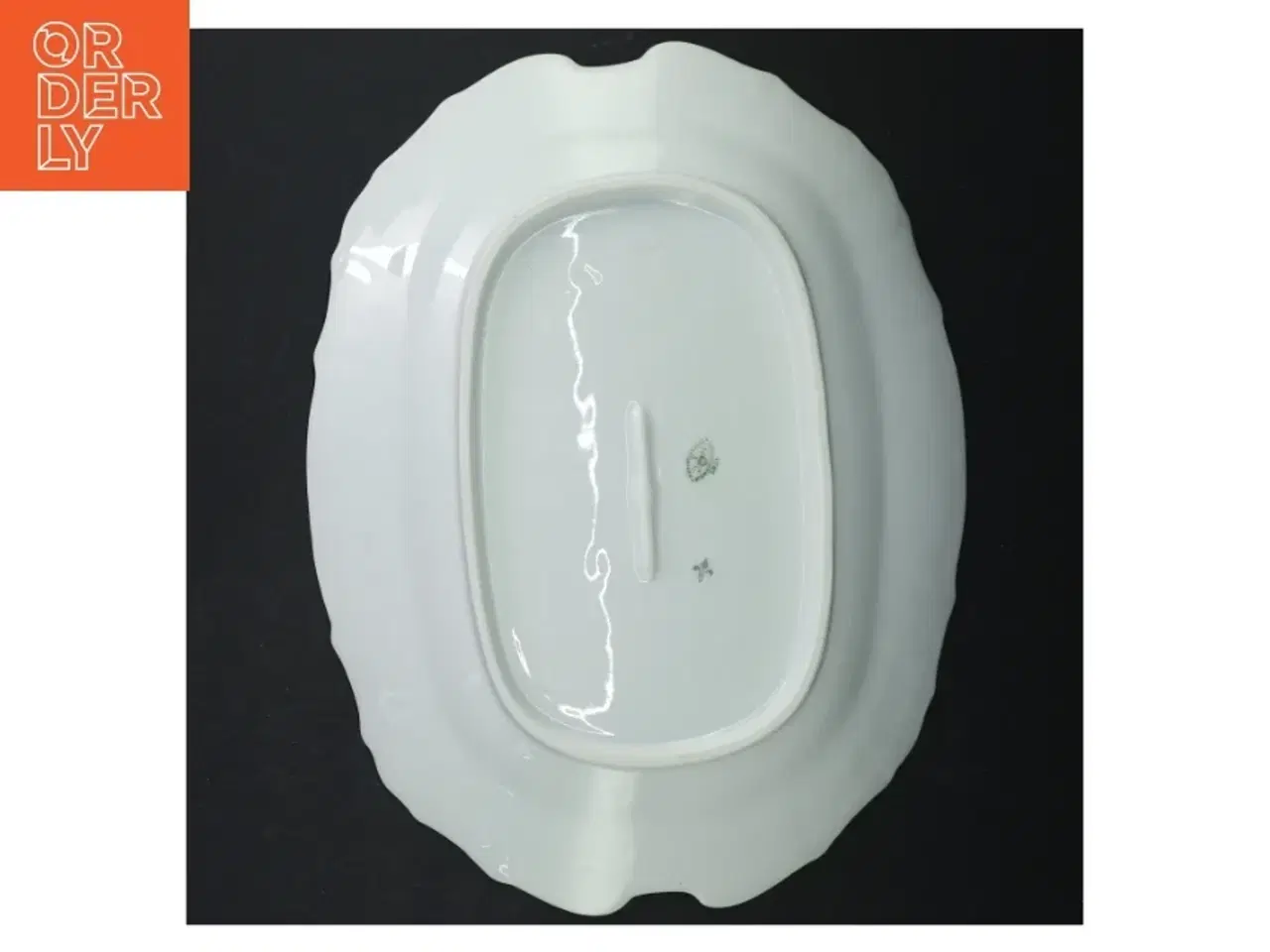 Billede 3 - Porcelænsfad med blomsterdesign fra H&C (str. 31 cm)