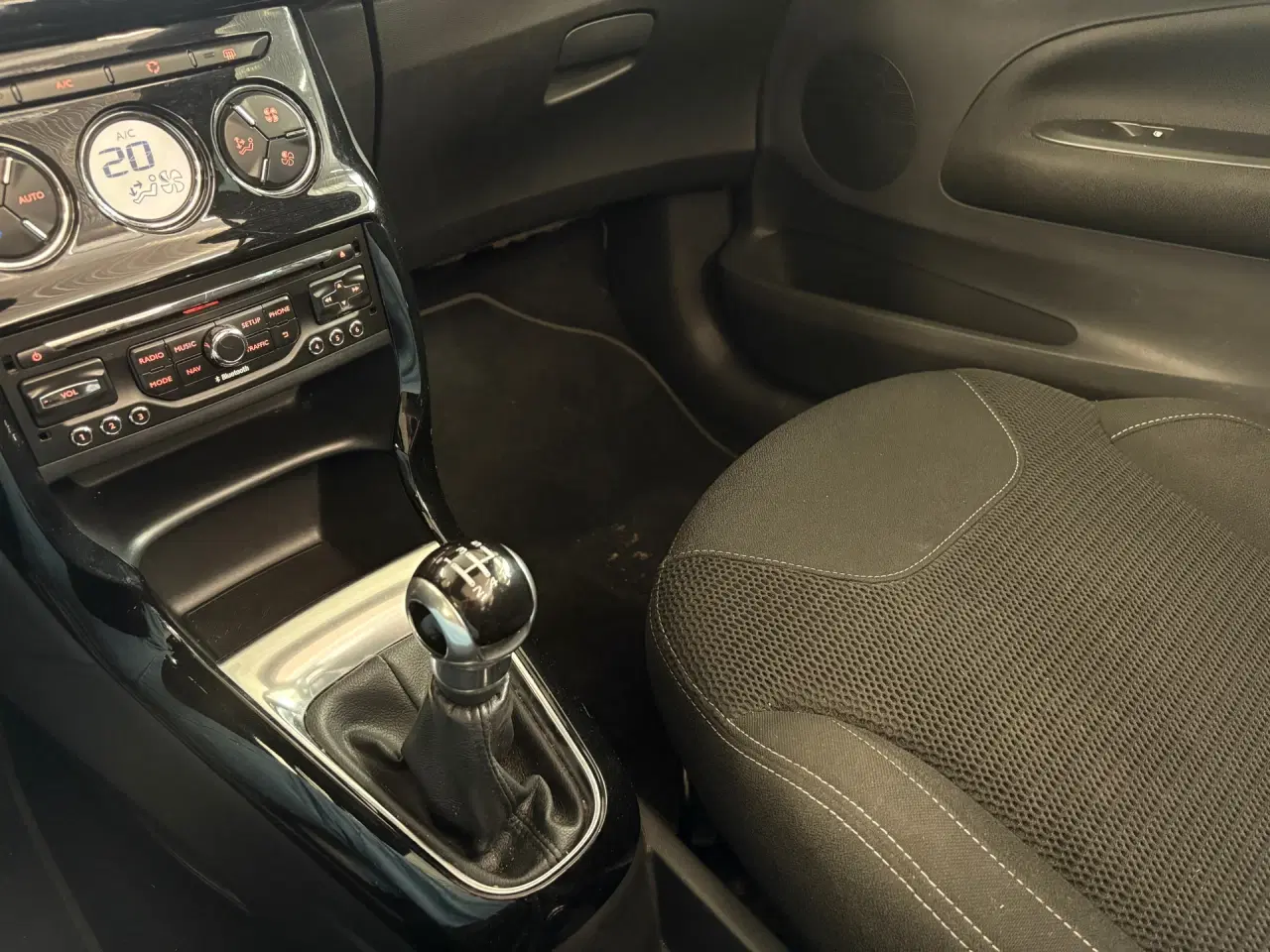 Billede 14 - Citroën DS3 1,2 VTi Style 82HK Cabr.