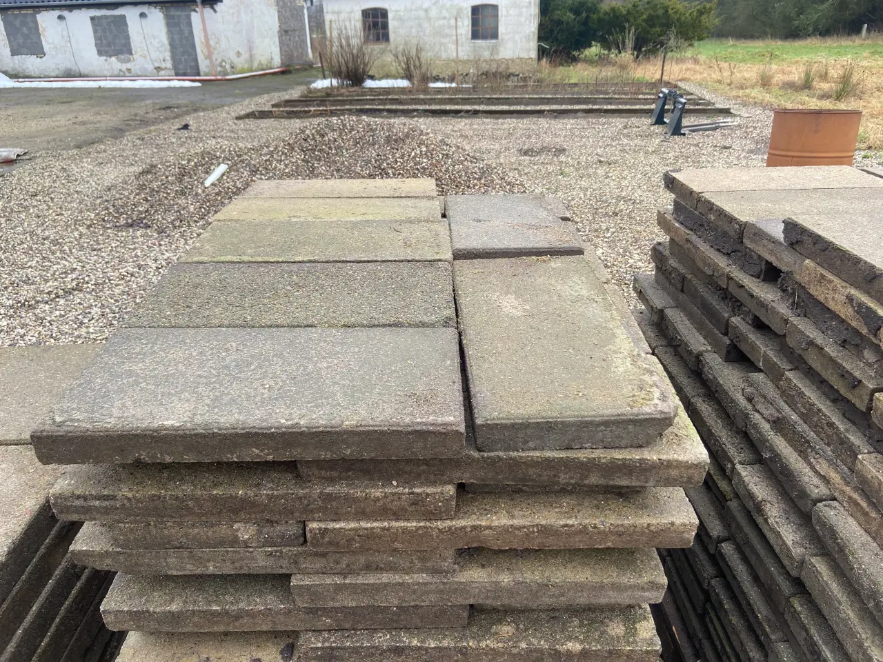 Billede 2 - Betonfliser 25x50x5 cm - ca. 290 stk.