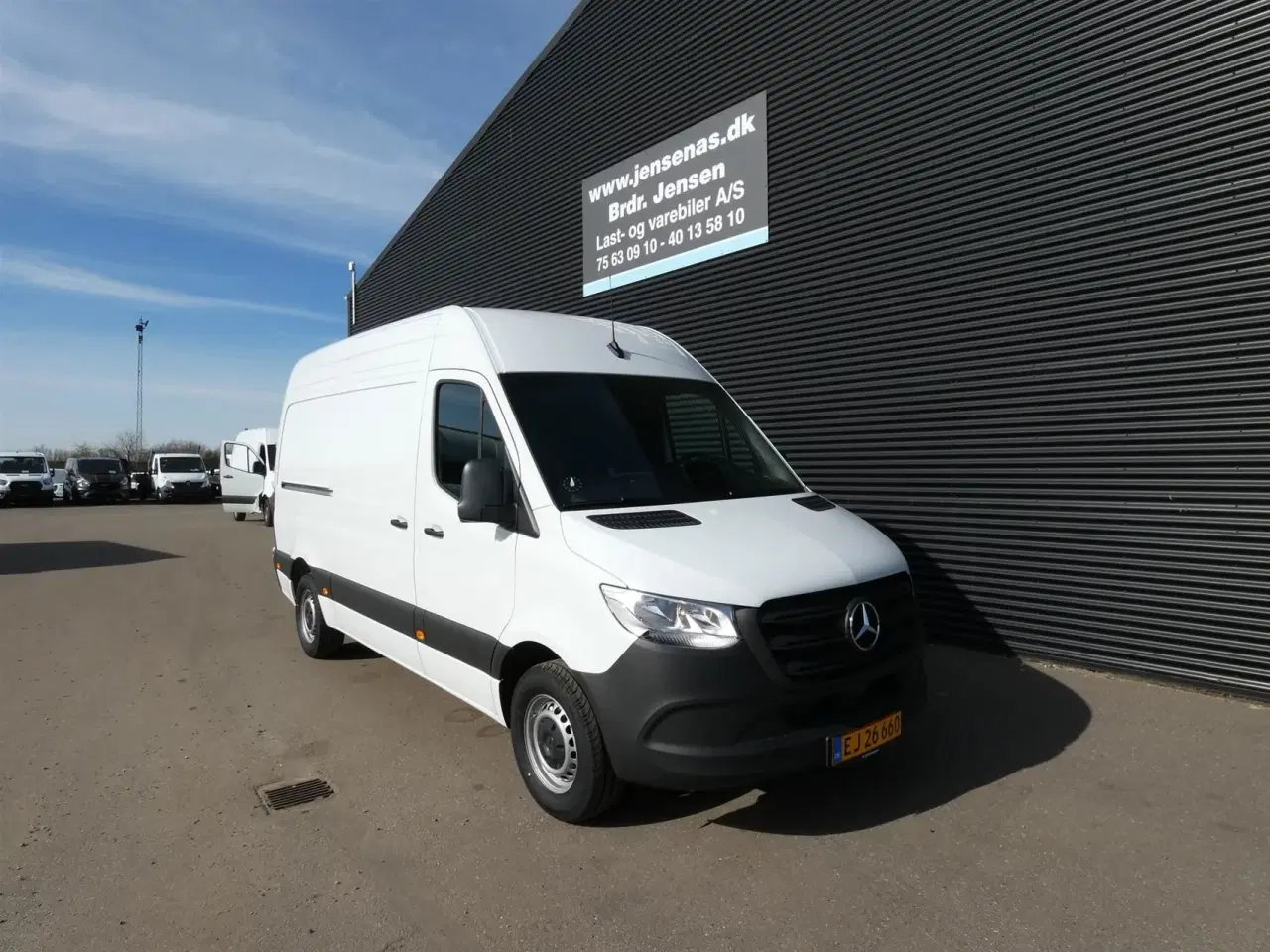 Billede 1 - Mercedes-Benz Sprinter 317 2,0 CDI A2 H2 RWD 9G-Tronic 170HK Van Aut.