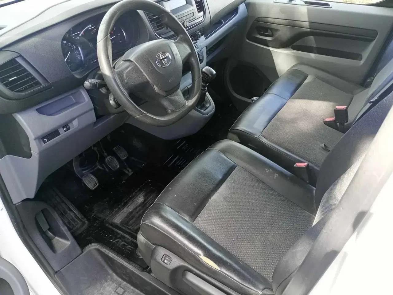Billede 5 - Toyota ProAce 2,0 D 120 Medium Base