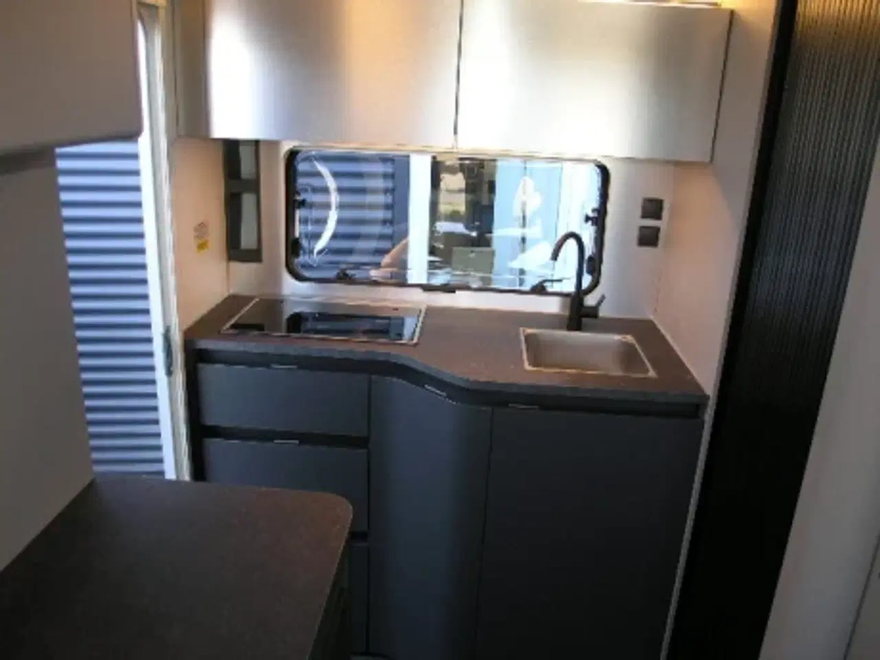 Billede 10 - Adria Action 391 LH Sport